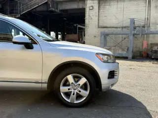 2012 Volkswagen Touareg VR6 Sport