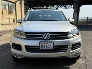 2012 Volkswagen Touareg VR6 Sport