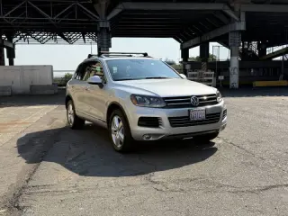 2012 Volkswagen Touareg VR6 Sport