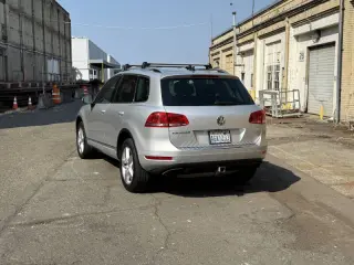 2012 Volkswagen Touareg VR6 Sport
