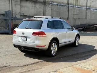 2012 Volkswagen Touareg VR6 Sport