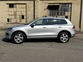 2012 Volkswagen Touareg VR6 Sport