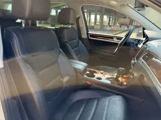 2012 Volkswagen Touareg VR6 Sport