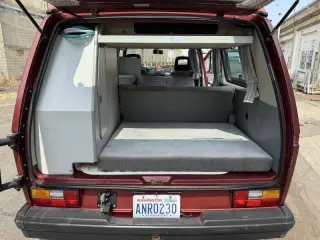1988 Volkswagen Vanagon Camper