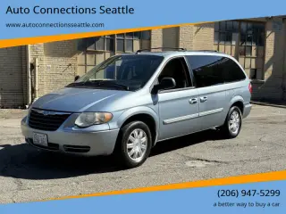 2006 Chrysler Town and Country Touring
