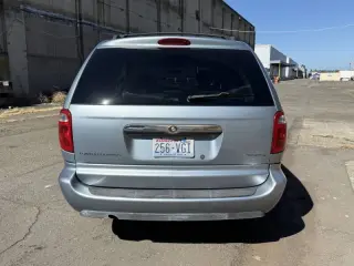 2006 Chrysler Town and Country Touring