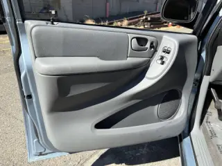 2006 Chrysler Town and Country Touring