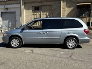 2006 Chrysler Town and Country Touring