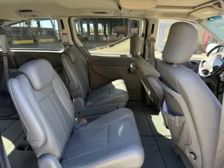 2006 Chrysler Town and Country Touring