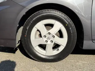 2010 Toyota Prius III