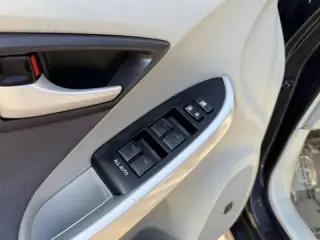 2010 Toyota Prius III