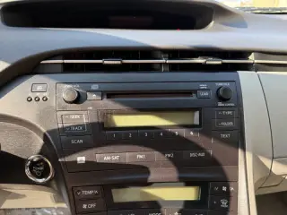 2010 Toyota Prius III