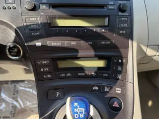 2010 Toyota Prius III