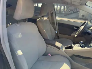 2010 Toyota Prius III