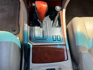 2000 Lexus LX 470