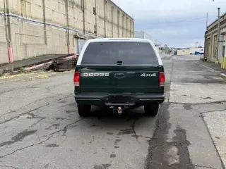 1999 Dodge Dakota SLT
