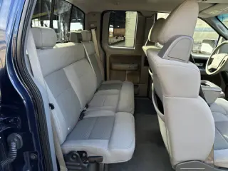 2005 Ford F-150 XLT