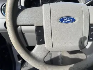 2005 Ford F-150 XLT