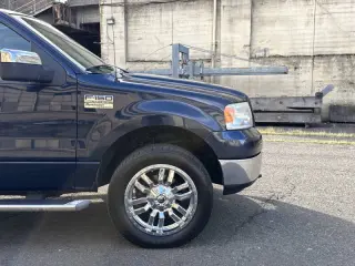 2005 Ford F-150 XLT