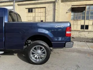 2005 Ford F-150 XLT