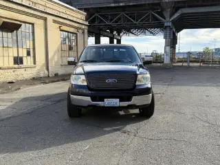 2005 Ford F-150 XLT