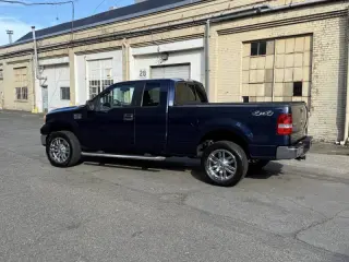 2005 Ford F-150 XLT