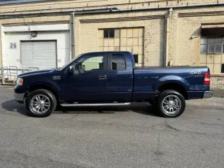 2005 Ford F-150 XLT