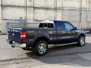 2005 Ford F-150 XLT