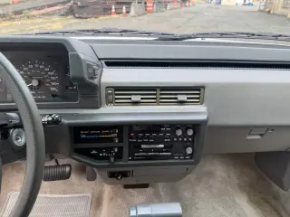 1984 Toyota Camry LE