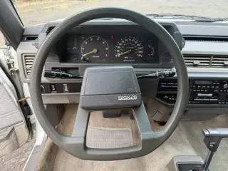 1984 Toyota Camry LE