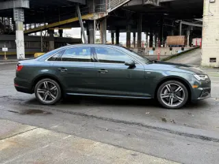2017 Audi A4 2.0T quattro Premium Plus