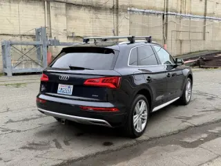 2019 Audi Q5 quattro Premium Plus 45 TFSI