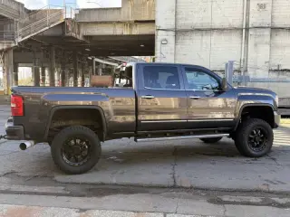 2015 GMC Sierra 3500HD Denali