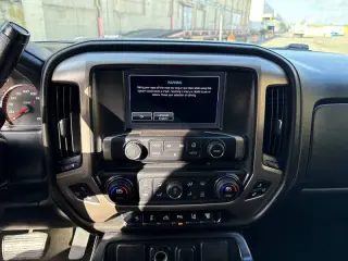 2015 GMC Sierra 3500HD Denali