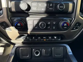 2015 GMC Sierra 3500HD Denali