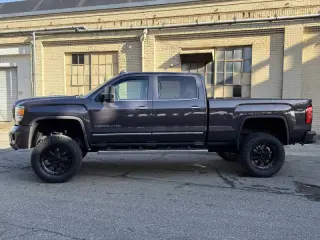 2015 GMC Sierra 3500HD Denali