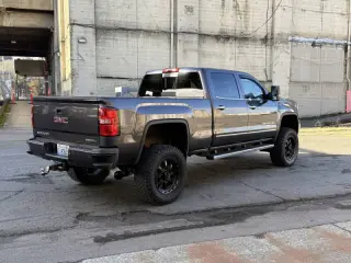 2015 GMC Sierra 3500HD Denali