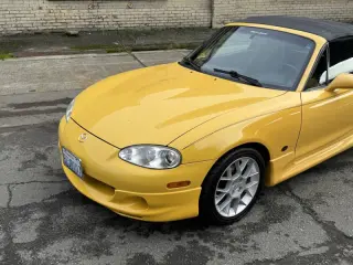 2002 Mazda MX-5 Miata SE
