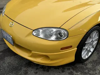 2002 Mazda MX-5 Miata SE