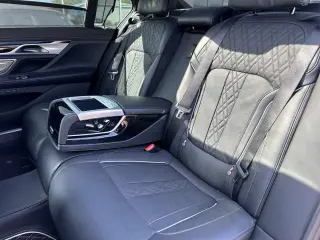 2022 BMW 7 Series ALPINA B7 xDrive