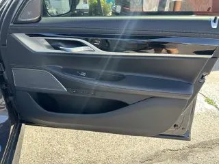 2022 BMW 7 Series ALPINA B7 xDrive