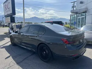 2022 BMW 7 Series ALPINA B7 xDrive