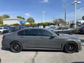 2022 BMW 7 Series ALPINA B7 xDrive