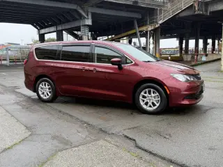 2018 Chrysler Pacifica LX