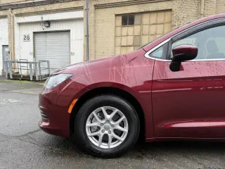 2018 Chrysler Pacifica LX