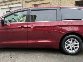2018 Chrysler Pacifica LX
