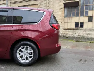 2018 Chrysler Pacifica LX