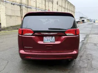 2018 Chrysler Pacifica LX