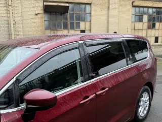 2018 Chrysler Pacifica LX