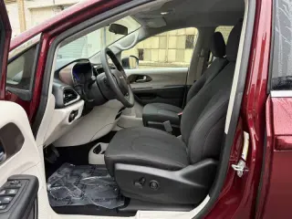 2018 Chrysler Pacifica LX
